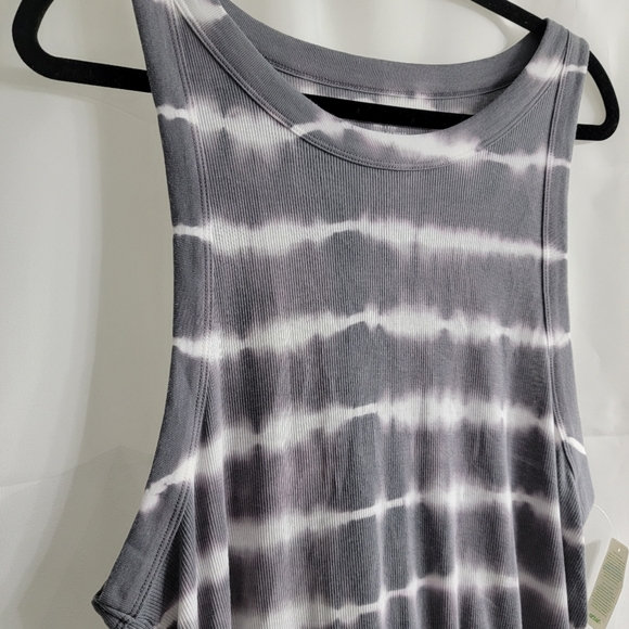 Aerie | grey and white striped tank top BNWT - Picture 2 of 3